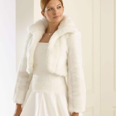 Bridal jacket in fur look Avalia E20