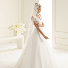 Veil with lace edge Avalia S200