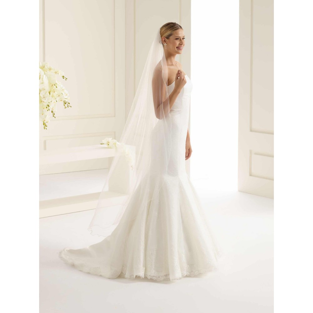 Veil with cranked edge Avalia S121
