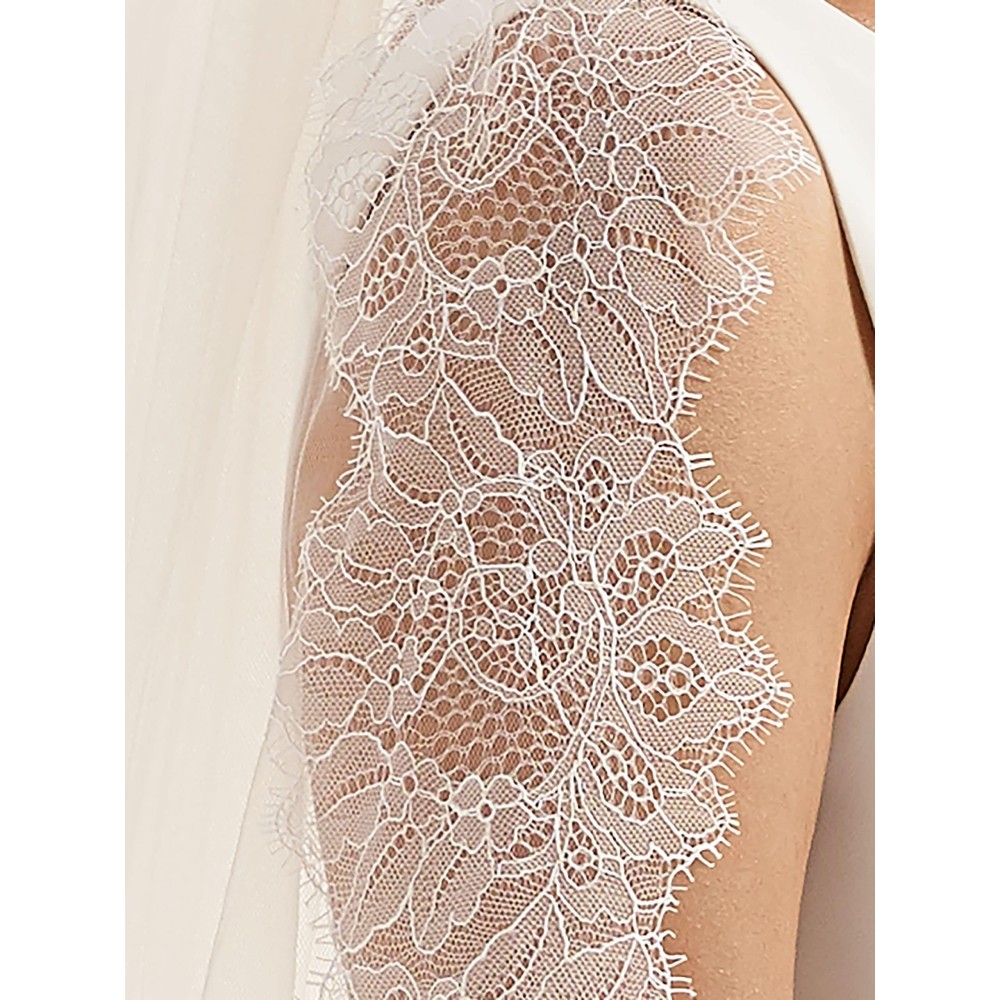 Veil with lace edge Avalia S178