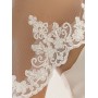 Veil with lace edge Avalia S192