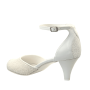 Wedding shoes Kira white with pearls